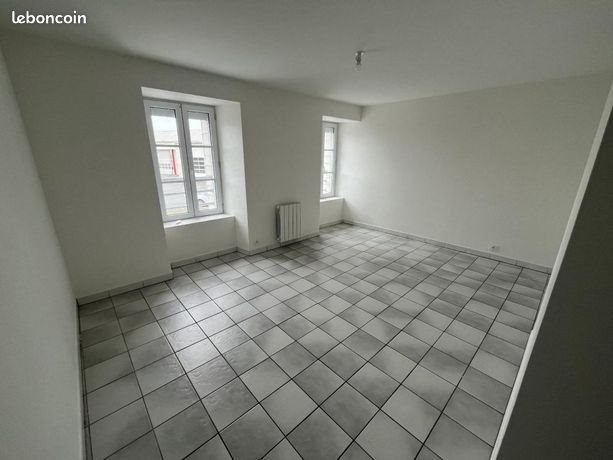 Appartement à louer, 90m², Saint-Prouant