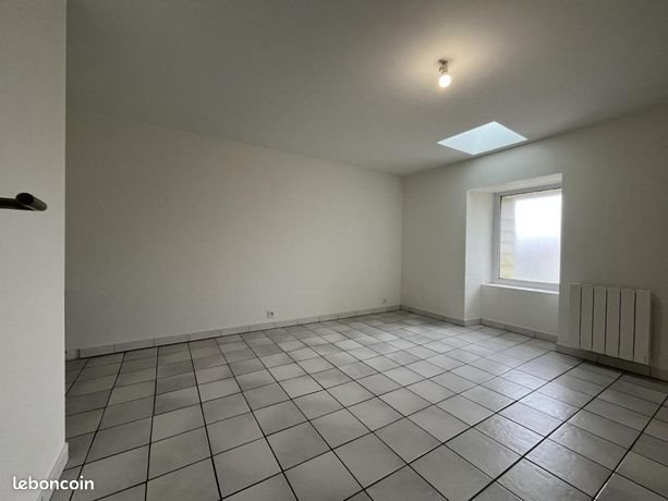 Appartement à louer, 90m², Saint-Prouant