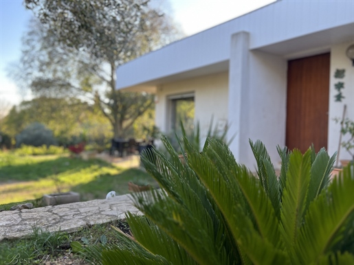 A vendre: Nîmes colinnes, Maison 3 chambrres avec Jardin piscinable 3000 M2 proche centre ville