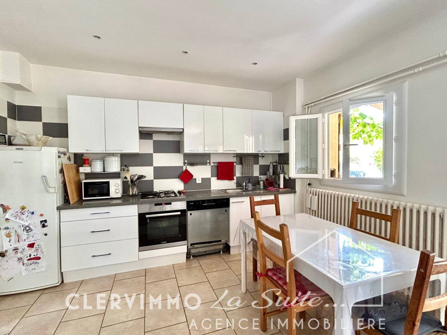 Maison à louer, 56m², Marseille 11ème