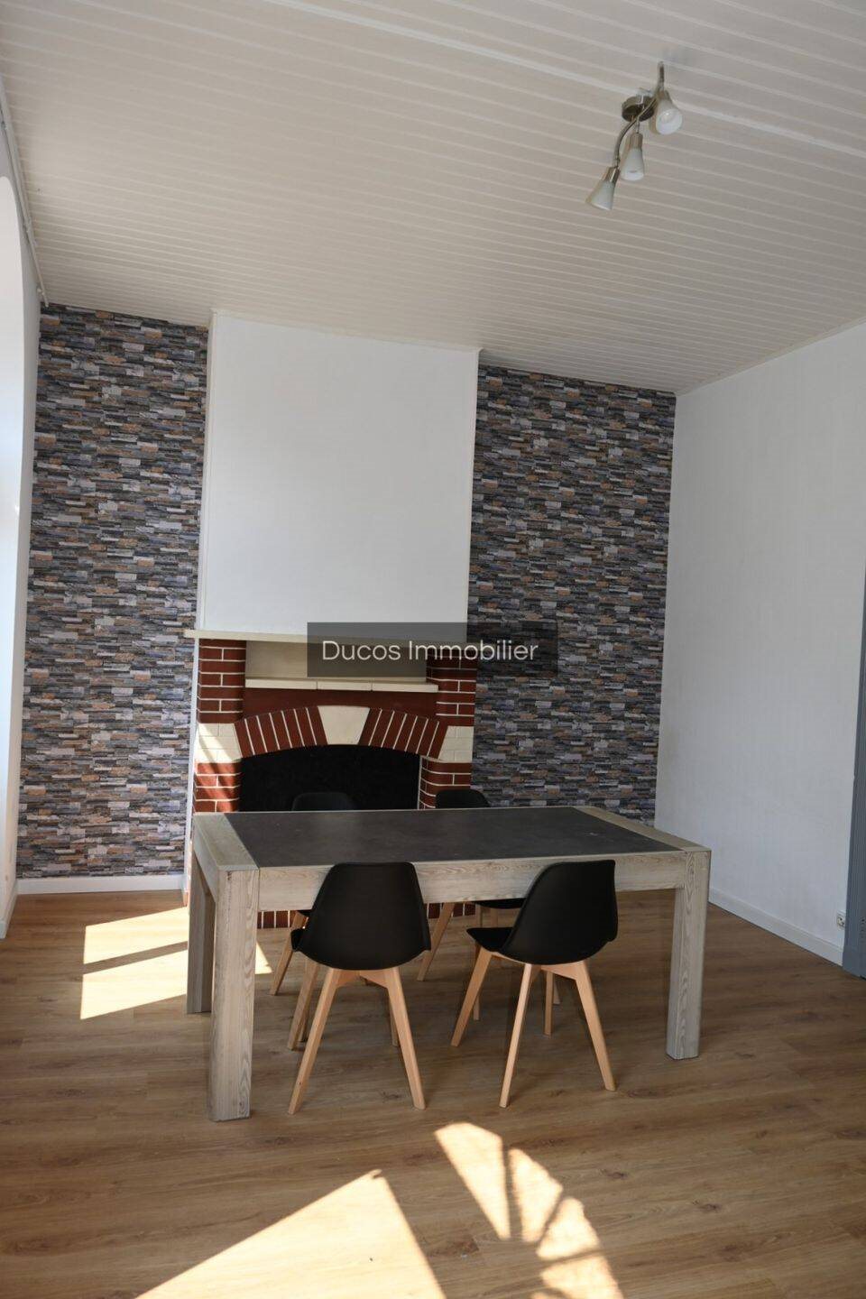 Maison à louer, 99m², Tonneins