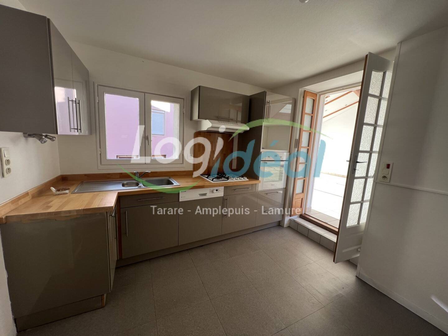 Maison à louer, 124m², Amplepuis