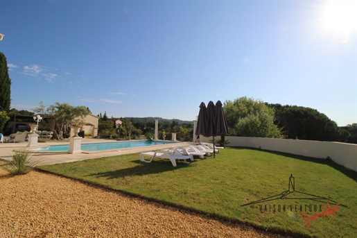 Villa moderne avec vue exceptionnelle sur Vaison la Romaine