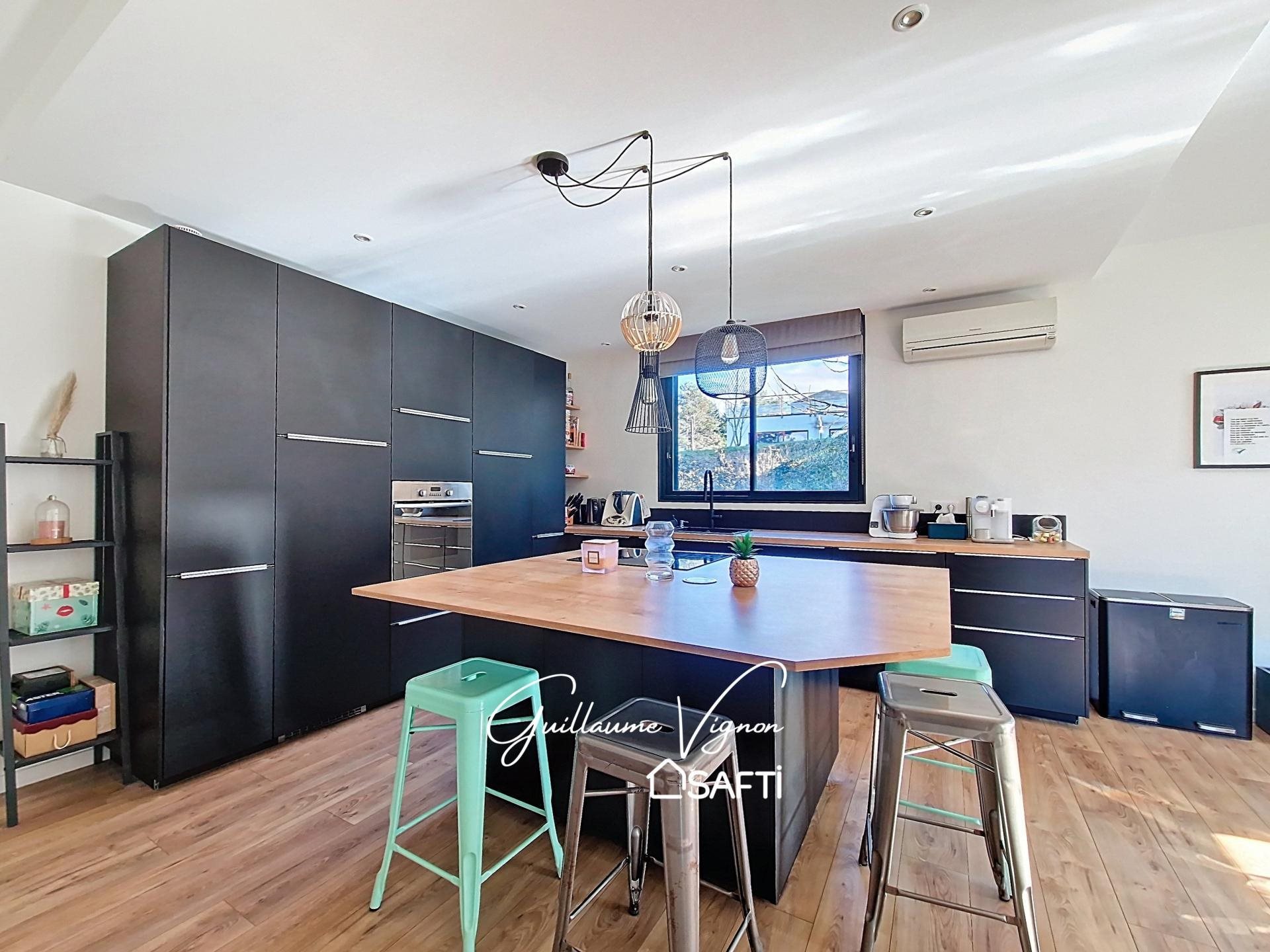 Maison à vendre, 185m², Sainte-Foy-lès-Lyon