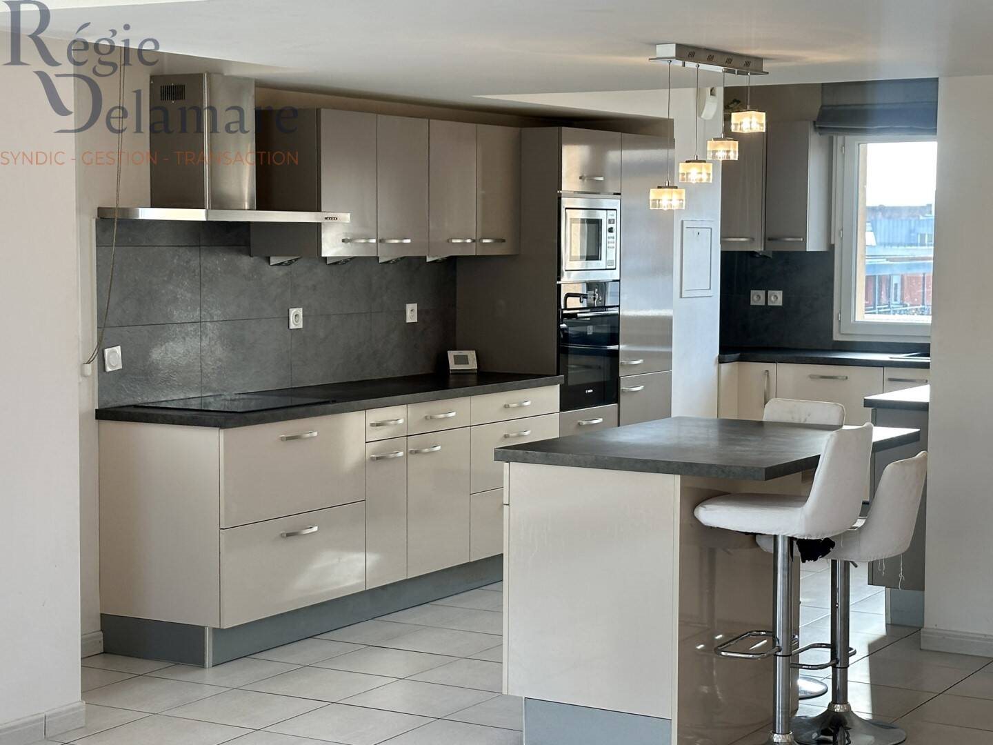 Appartement à vendre, 87m², Décines-Charpieu