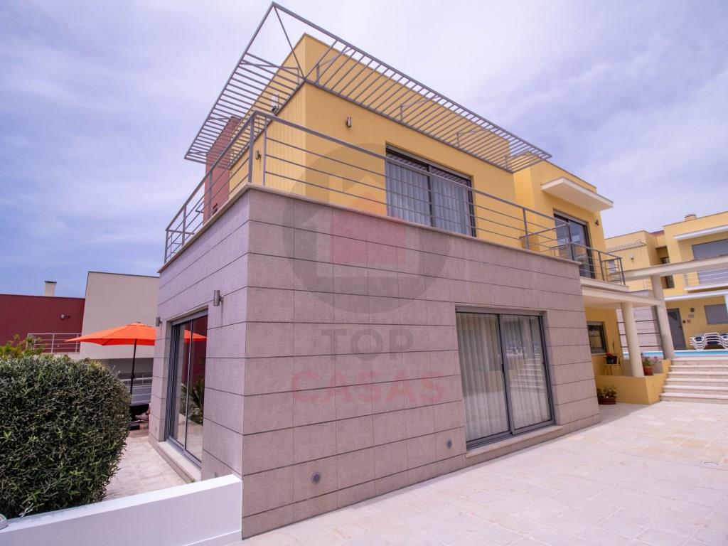 Modernes Haus in Foz do Arelho.
