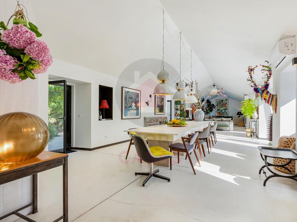 Exclusive Retreat with Private Pool and Garden on the Silver Coast