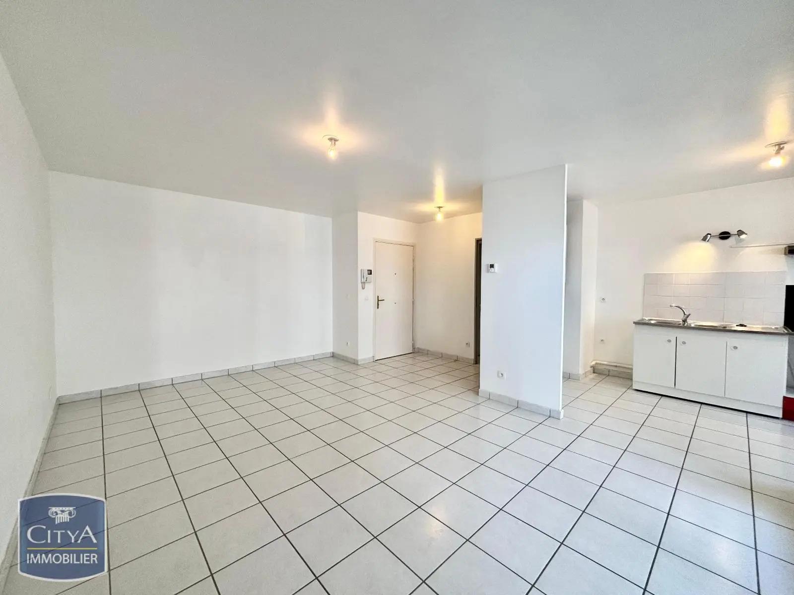 Appartement à louer, 47m², Lyon 8ème