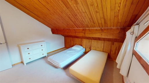 2-Bedroom Duplex With Renovation Potential