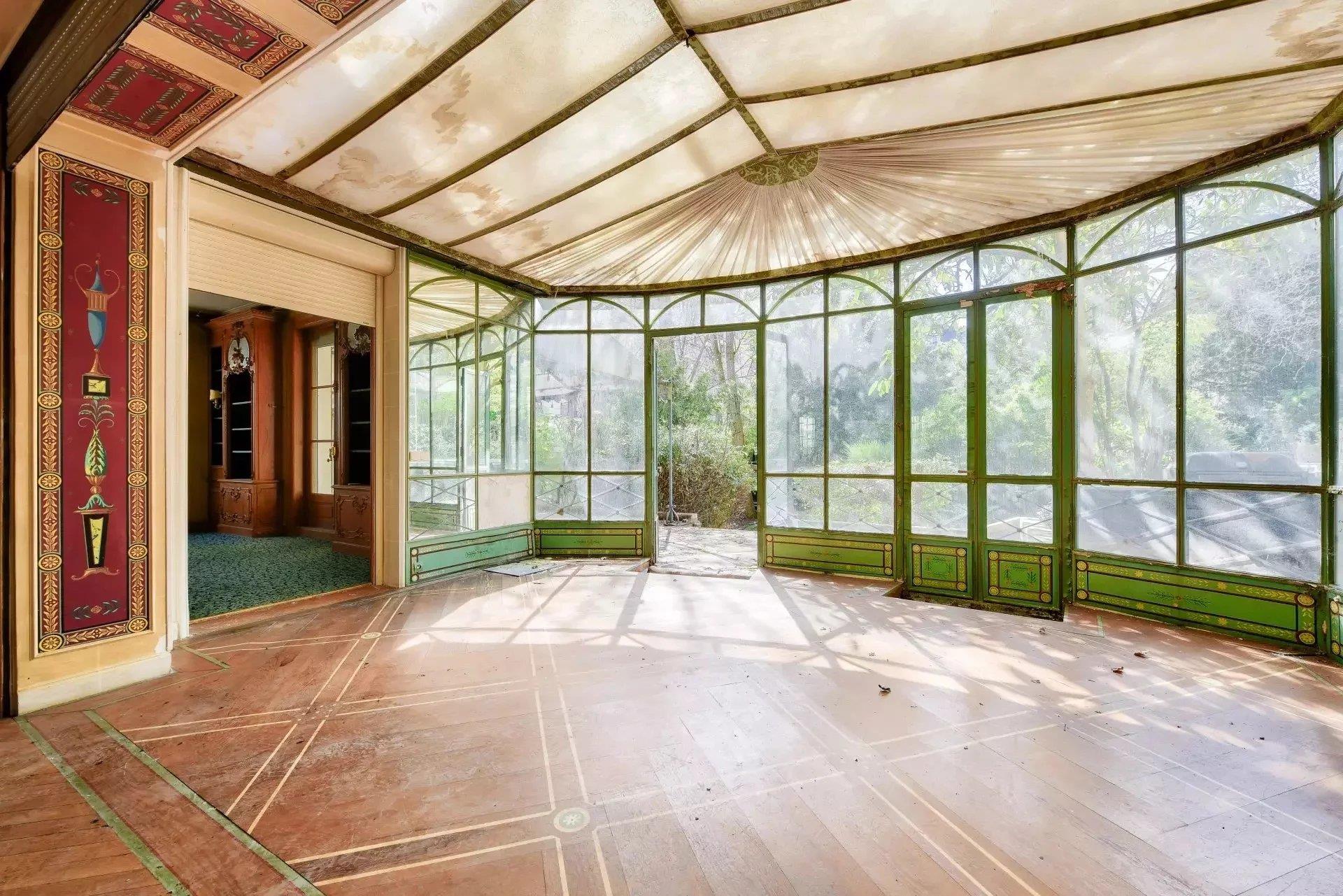 France | Paris 16th | 6 Bedrooms | 7 Bathrooms | 471.92 sqm | €11,900,000 | Ref: