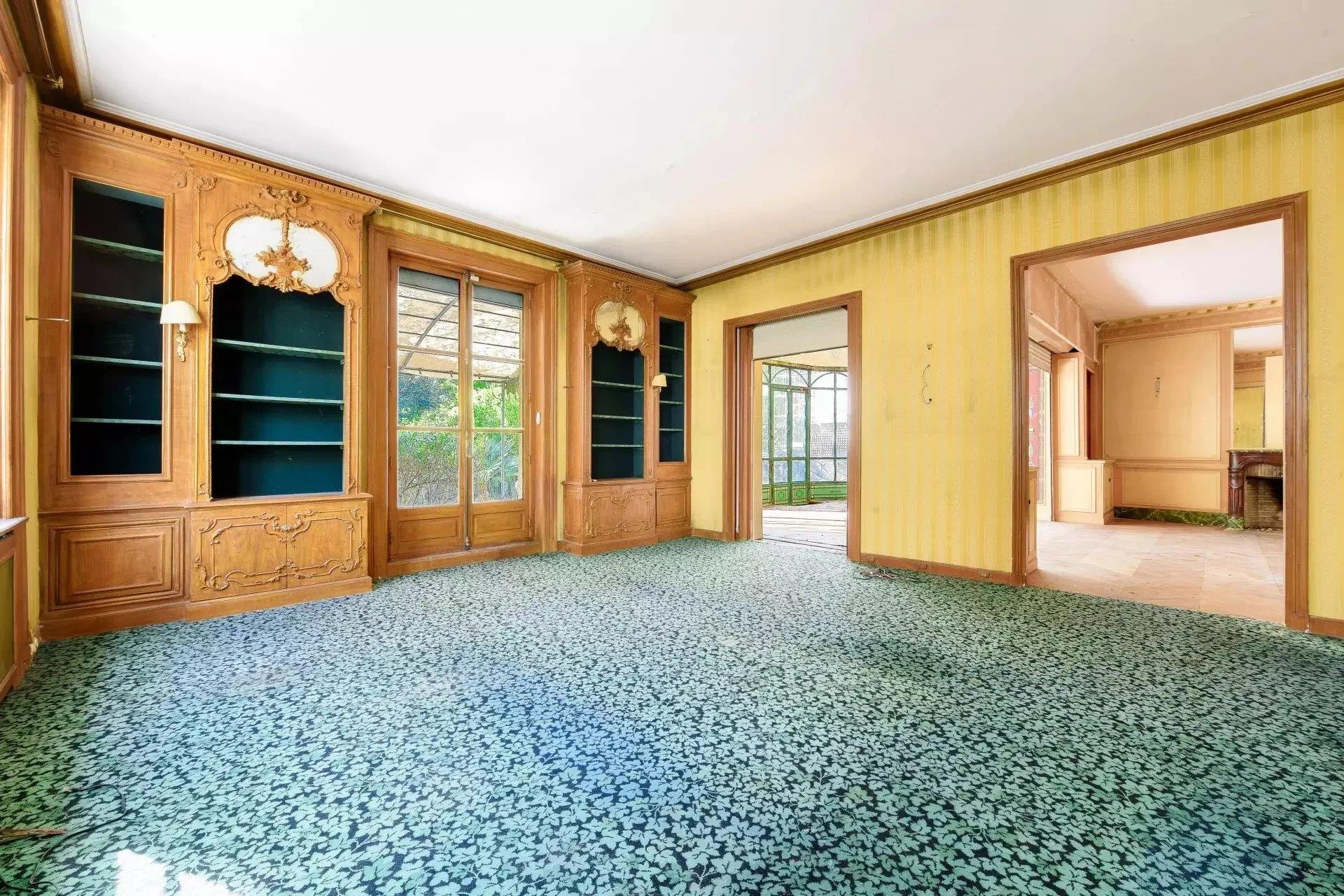 France | Paris 16th | 6 Bedrooms | 7 Bathrooms | 471.92 sqm | €11,900,000 | Ref: