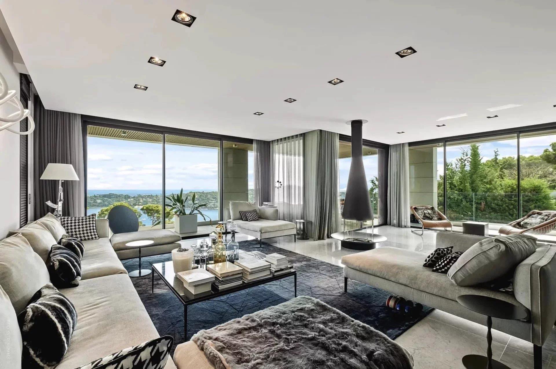 France | Nice | 4 Bedrooms | 300 sqm | €7,930,000 | Ref: