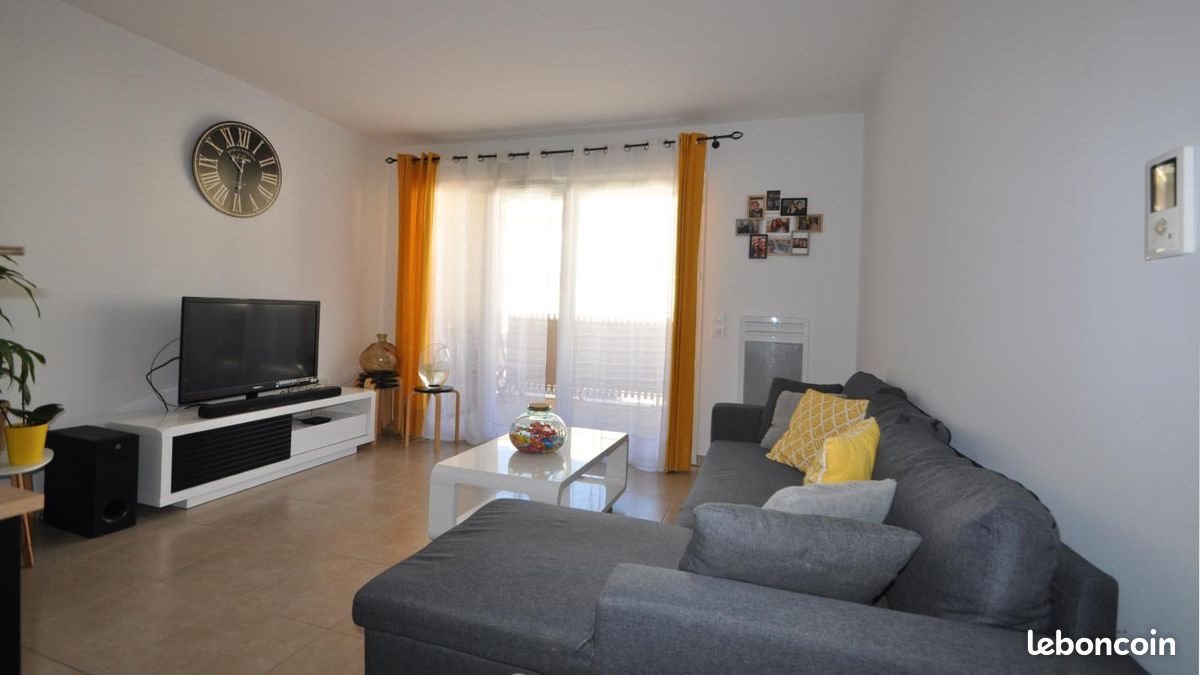 Appartement à louer, 40m², Saint-Estève