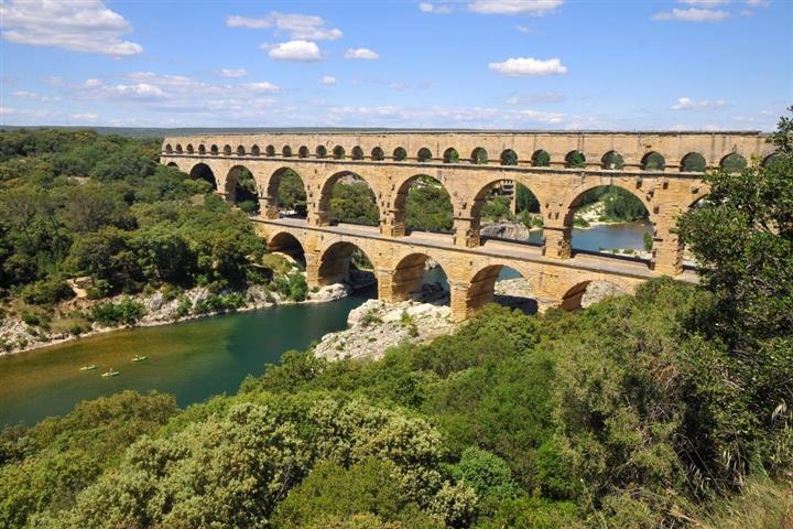 Immobiliare Linguadoca-Rossiglione: Le Pont du Gard, vicino a Nîmes